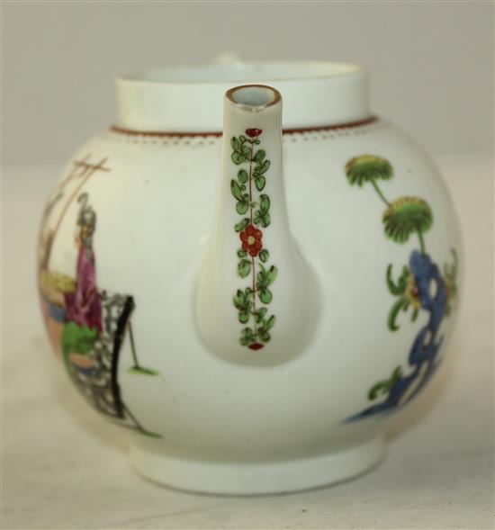 A Worcester Lady and the Loom teapot and a Liverpool bowl, c.1765-75, diameter 16cm